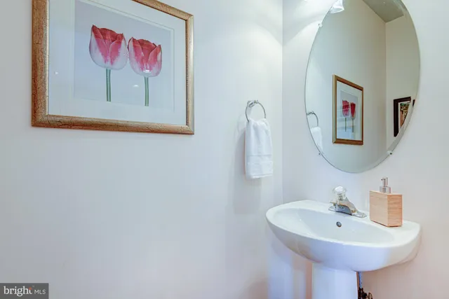 $450,000 | 327 Rockmeade Drive, Wilmington, DE 19810