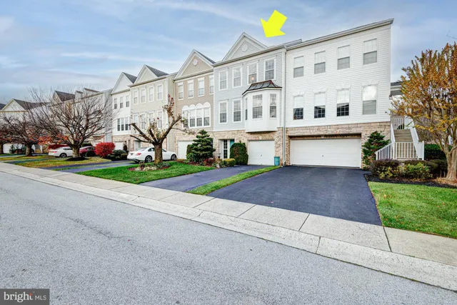 $450,000 | 327 Rockmeade Drive, Wilmington, DE 19810