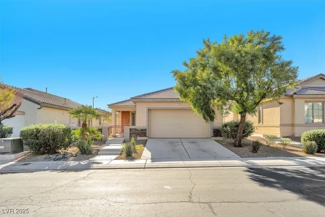 $2,000 | 2105 Turtle Beach Avenue, North Las Vegas, NV 89081