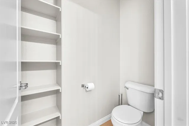 $2,000 | 2105 Turtle Beach Avenue, North Las Vegas, NV 89081