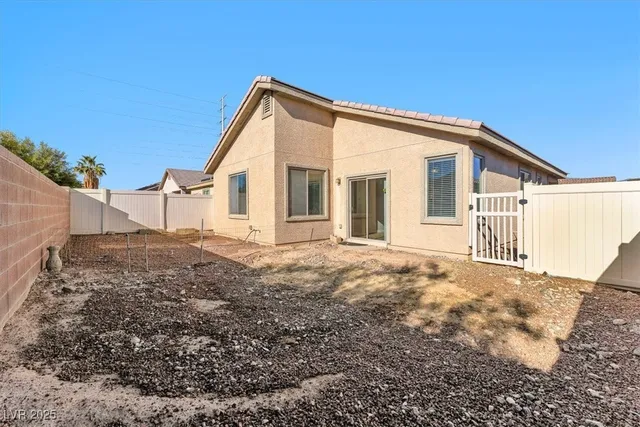 $2,000 | 2105 Turtle Beach Avenue, North Las Vegas, NV 89081