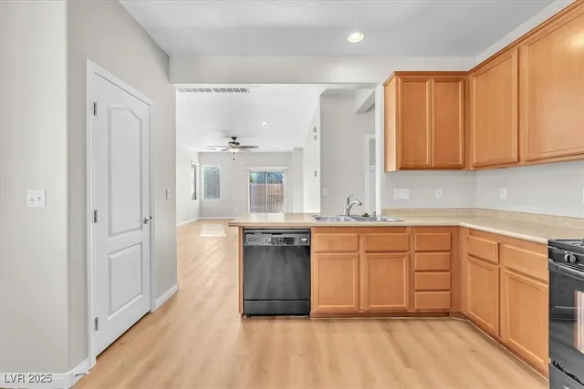 $2,000 | 2105 Turtle Beach Avenue, North Las Vegas, NV 89081