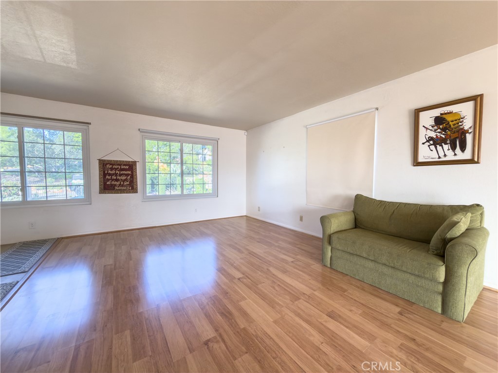 11337 Caprice Place Escondido, CA 92026 - Photo 11 of 34