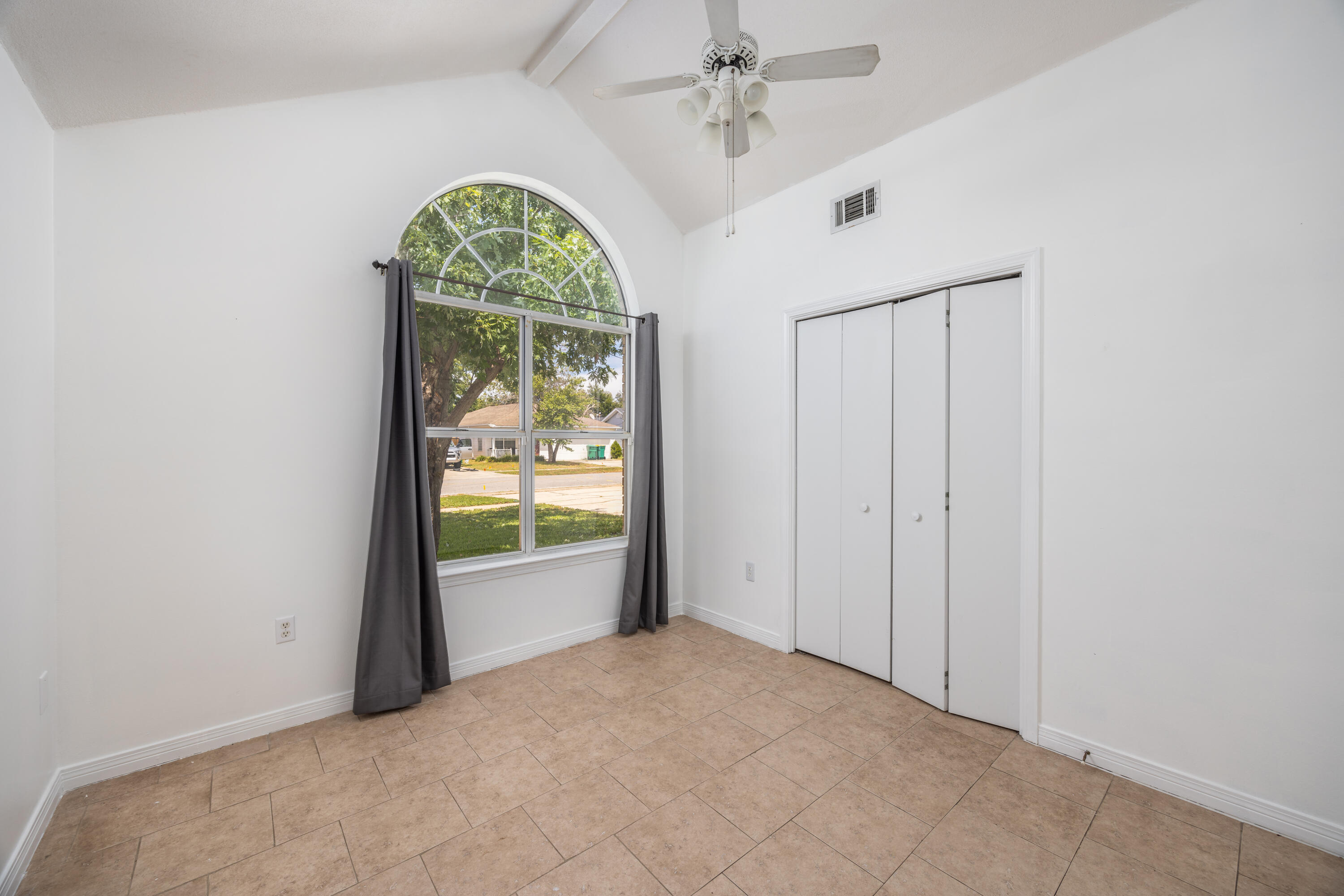 39 Pine Ridge Trace Destin, FL 32541 - Photo 19 of 42 an empty room with windows and mountain view