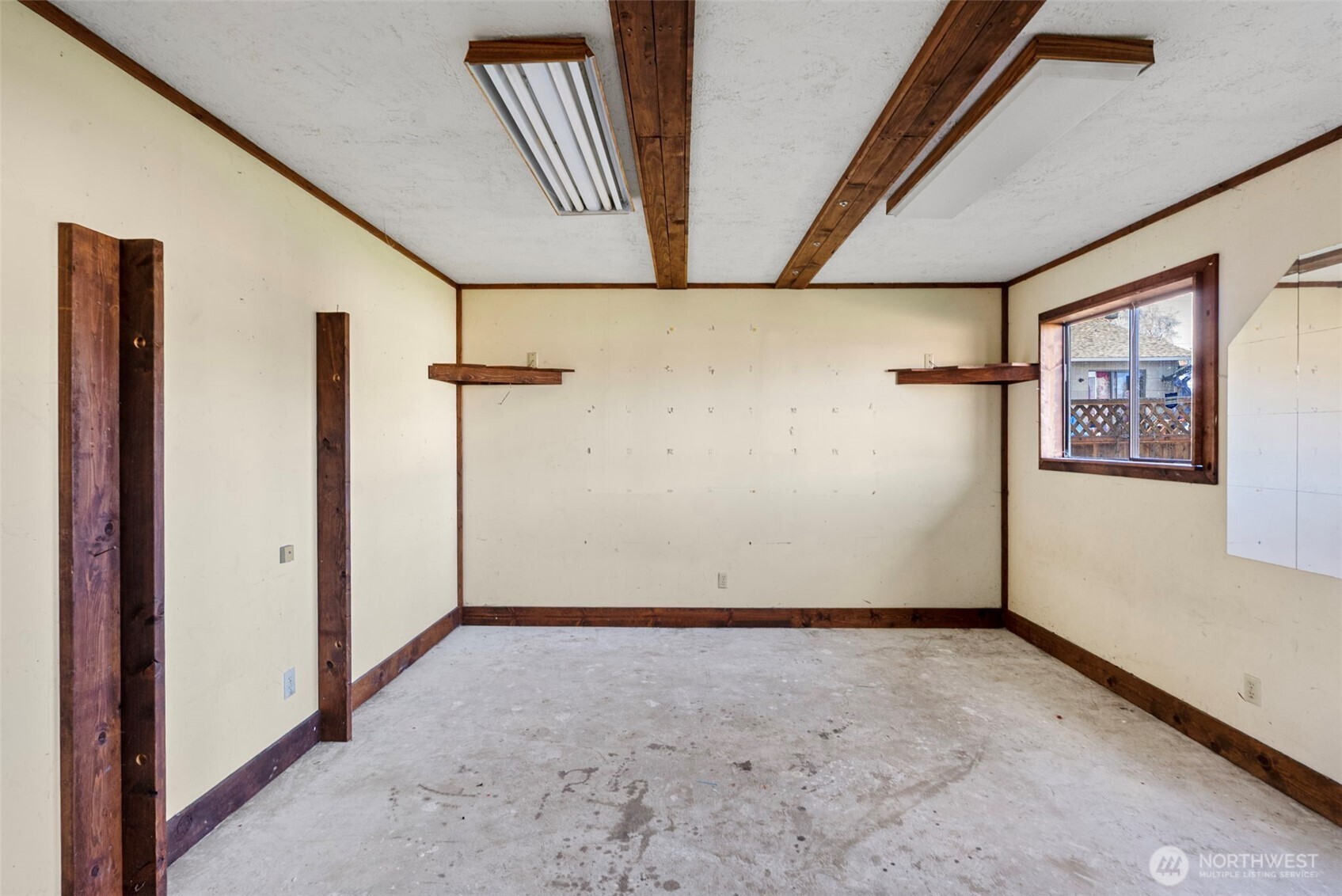 3021 Crane Avenue Bremerton, WA 98310 - Photo 18 of 23