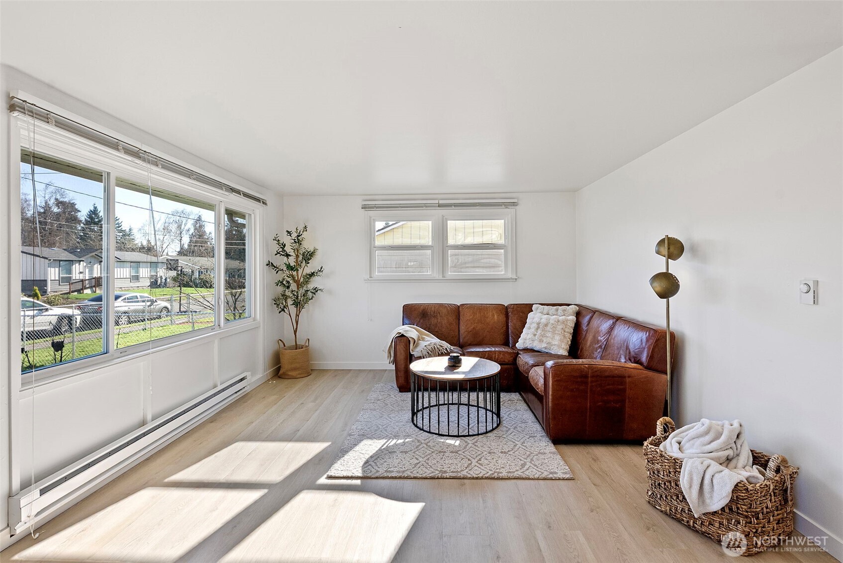 3021 Crane Avenue Bremerton, WA 98310 - Photo 2 of 23