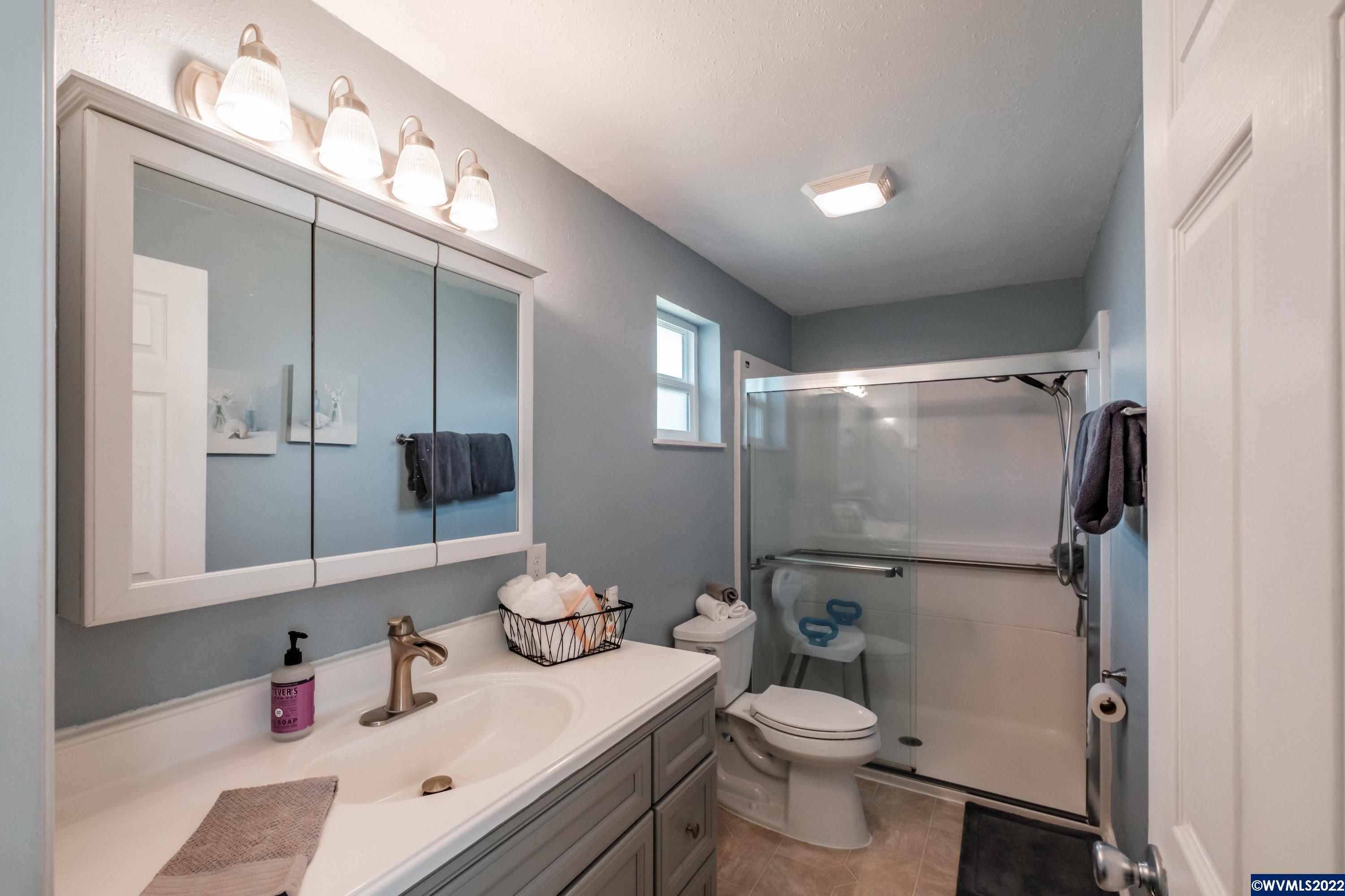2697 Stoltz Hill Road Lebanon, OR 97355 - Photo 22 of 37 Gallery Image 22
