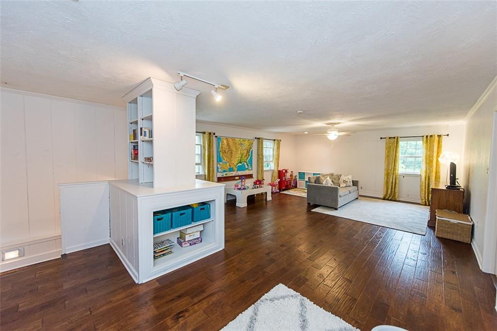 12110 Gray Road Carmel, IN 46033 - Photo 18 of 33 Gallery Image 18