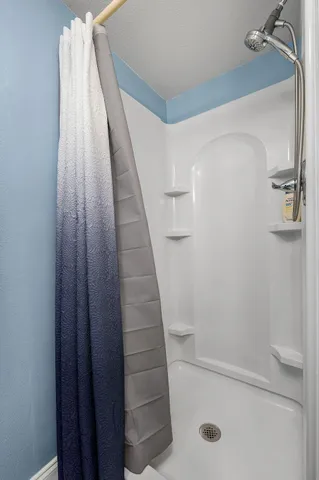 a view of a tennis court