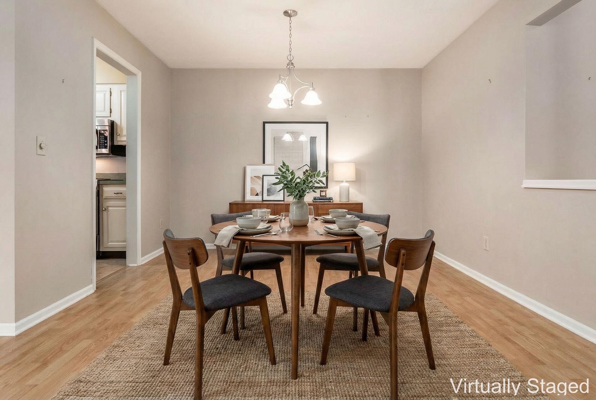 4765 Coach Road Columbus, OH 43220 - Photo 15 of 47 Dining Room VS