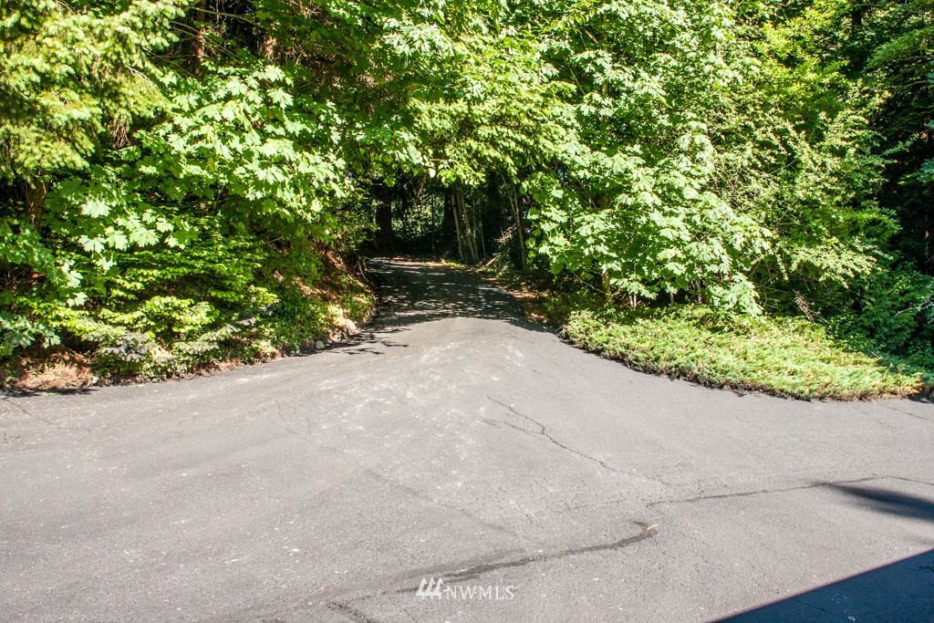 2320 Yew Street Road Bellingham, WA 98229 - Photo 2 of 8 Gallery Image 2