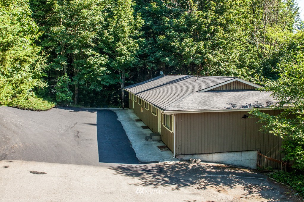 2320 Yew Street Road Bellingham, WA 98229 - Photo 4 of 8 Gallery Image 4