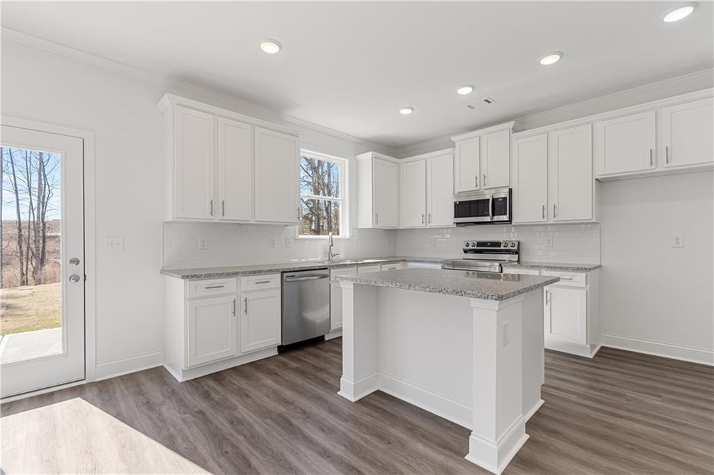 6025 Spring Way Lithonia, GA 30038 - Photo 13 of 32