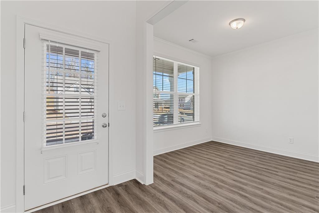 6025 Spring Way Lithonia, GA 30038 - Photo 3 of 32