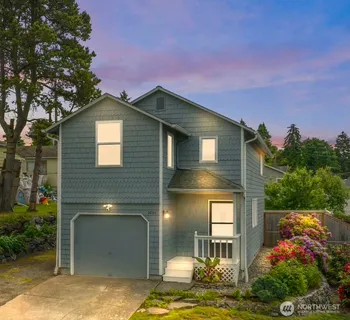 $454,999 | 2052 East Wright Avenue, Tacoma, WA 98404