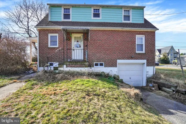 $279,900 | 1527 East Main Street, New Park, PA 17352