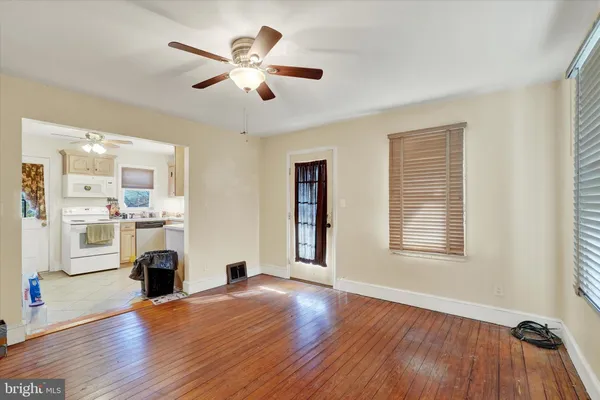 $279,900 | 1527 East Main Street, New Park, PA 17352
