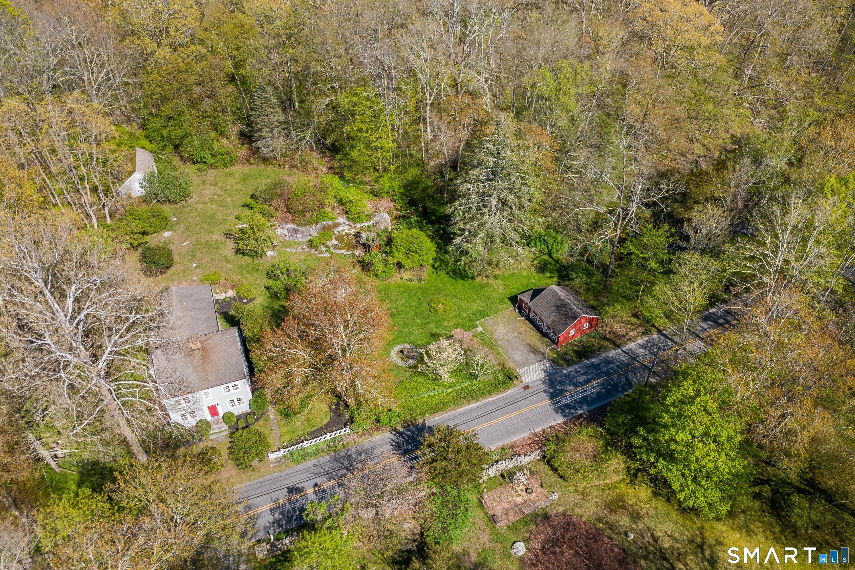 6 High Rock Road Newtown, CT 06482 - Photo 10 of 40