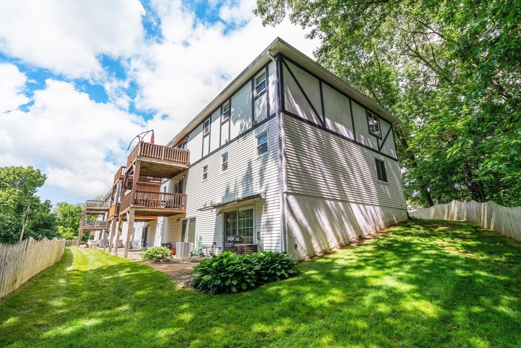200 Lambert Terrace, Unit 30 Chicopee, MA 01020 - Photo 12 of 34