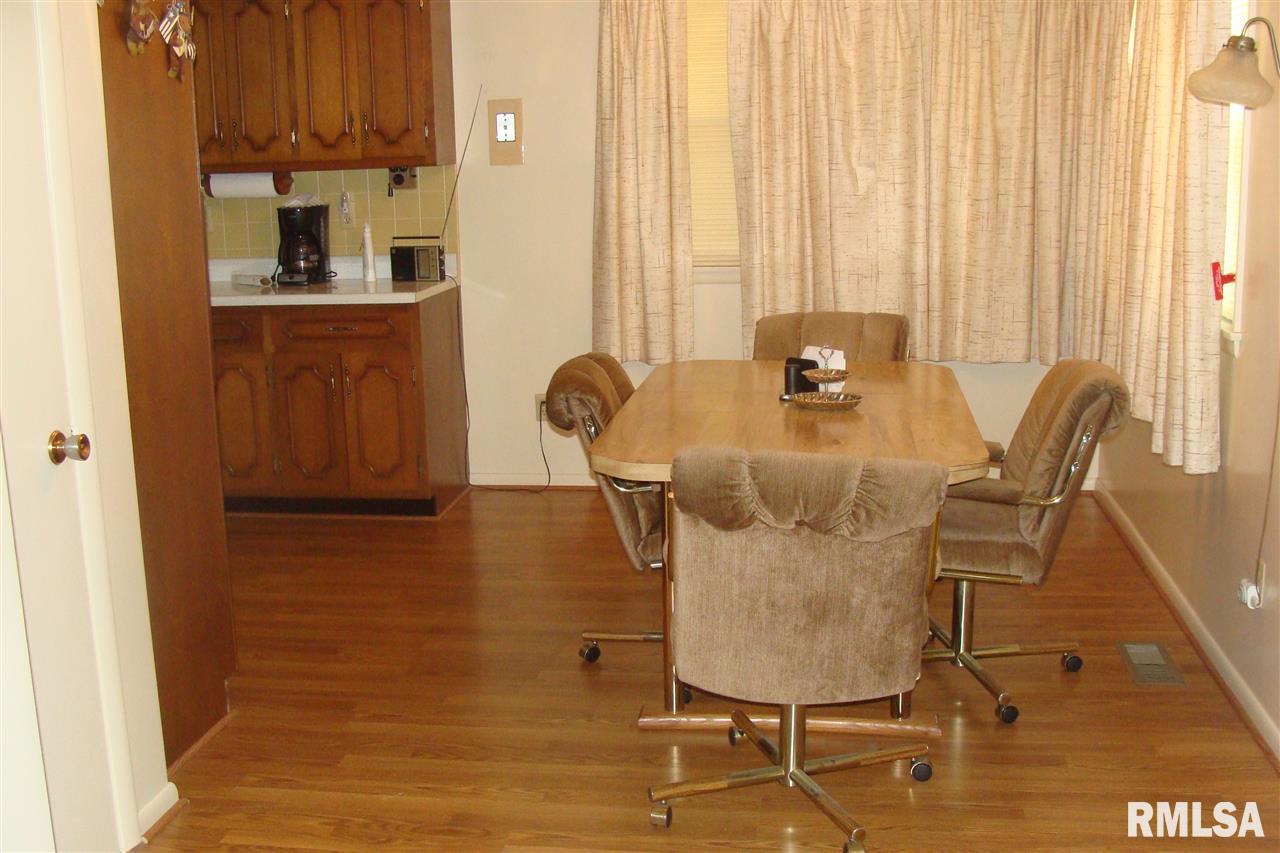 710 North Quarry Road Trivoli, IL 61569 - Photo 9 of 19