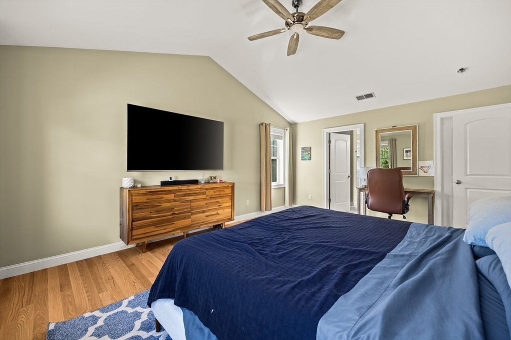 16 Coach Road Plainville, MA 02762 - Photo 18 of 26