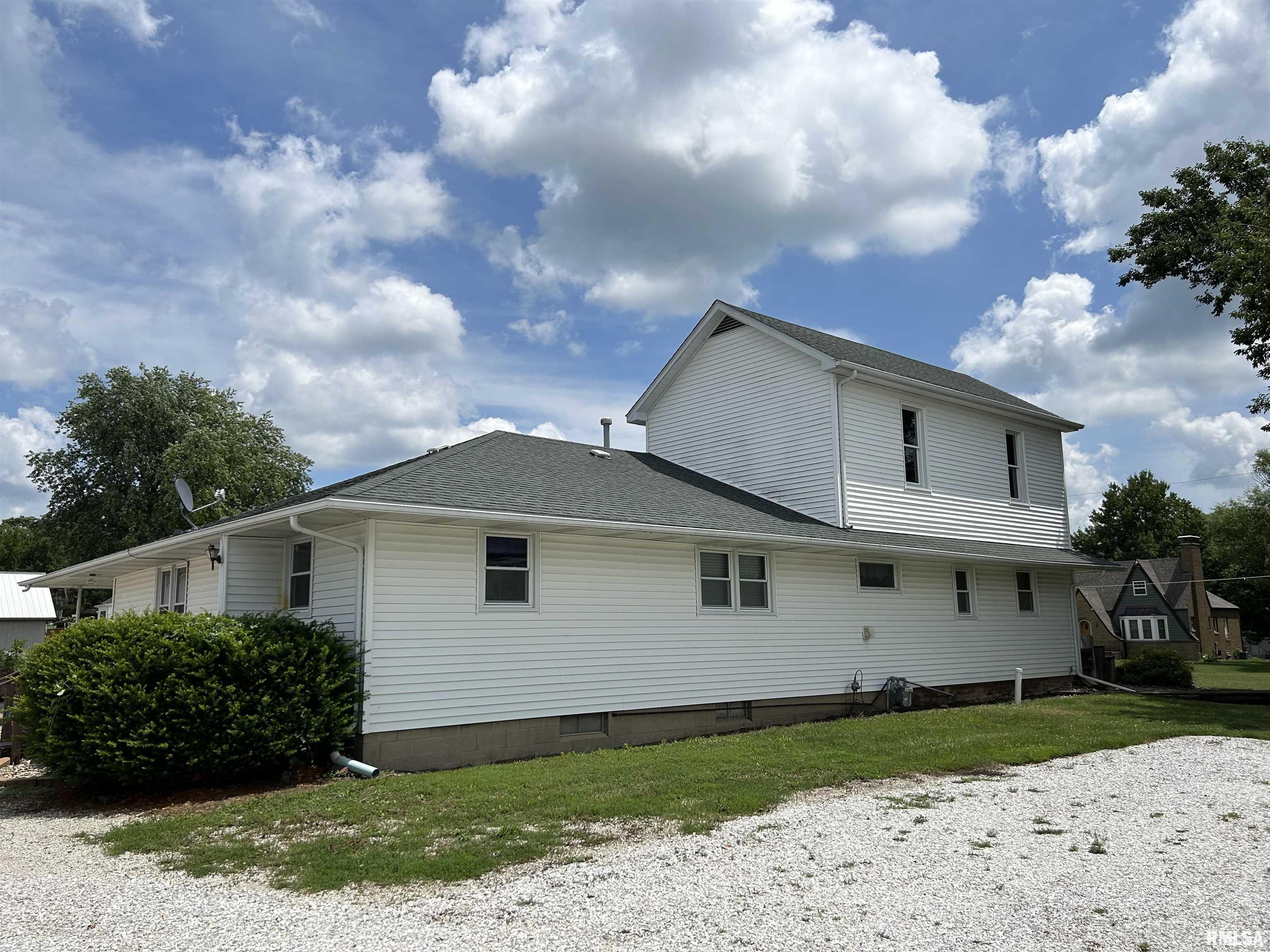 214 West State Place Washburn, IL 61570 - Photo 39 of 54