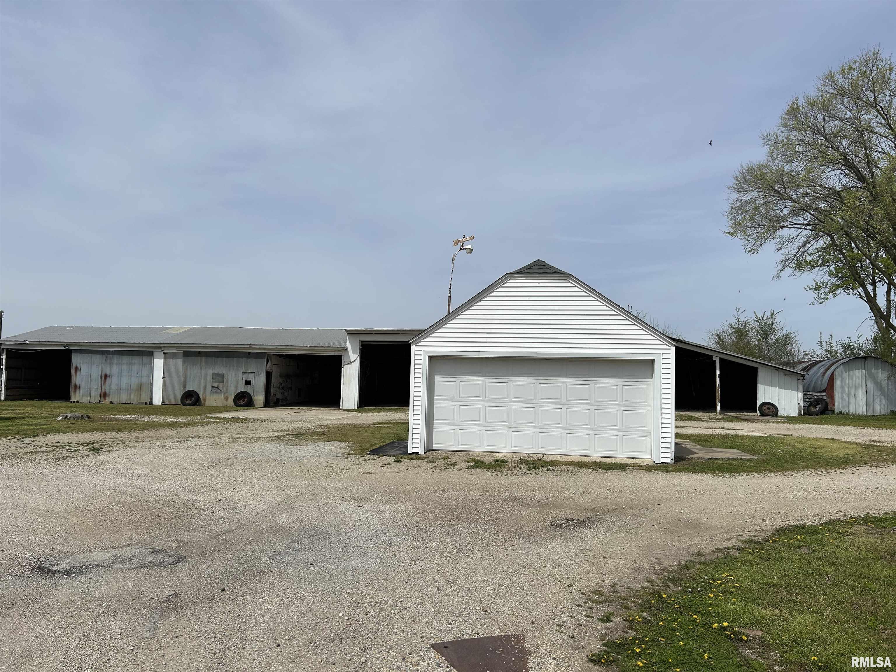 214 West State Place Washburn, IL 61570 - Photo 40 of 54