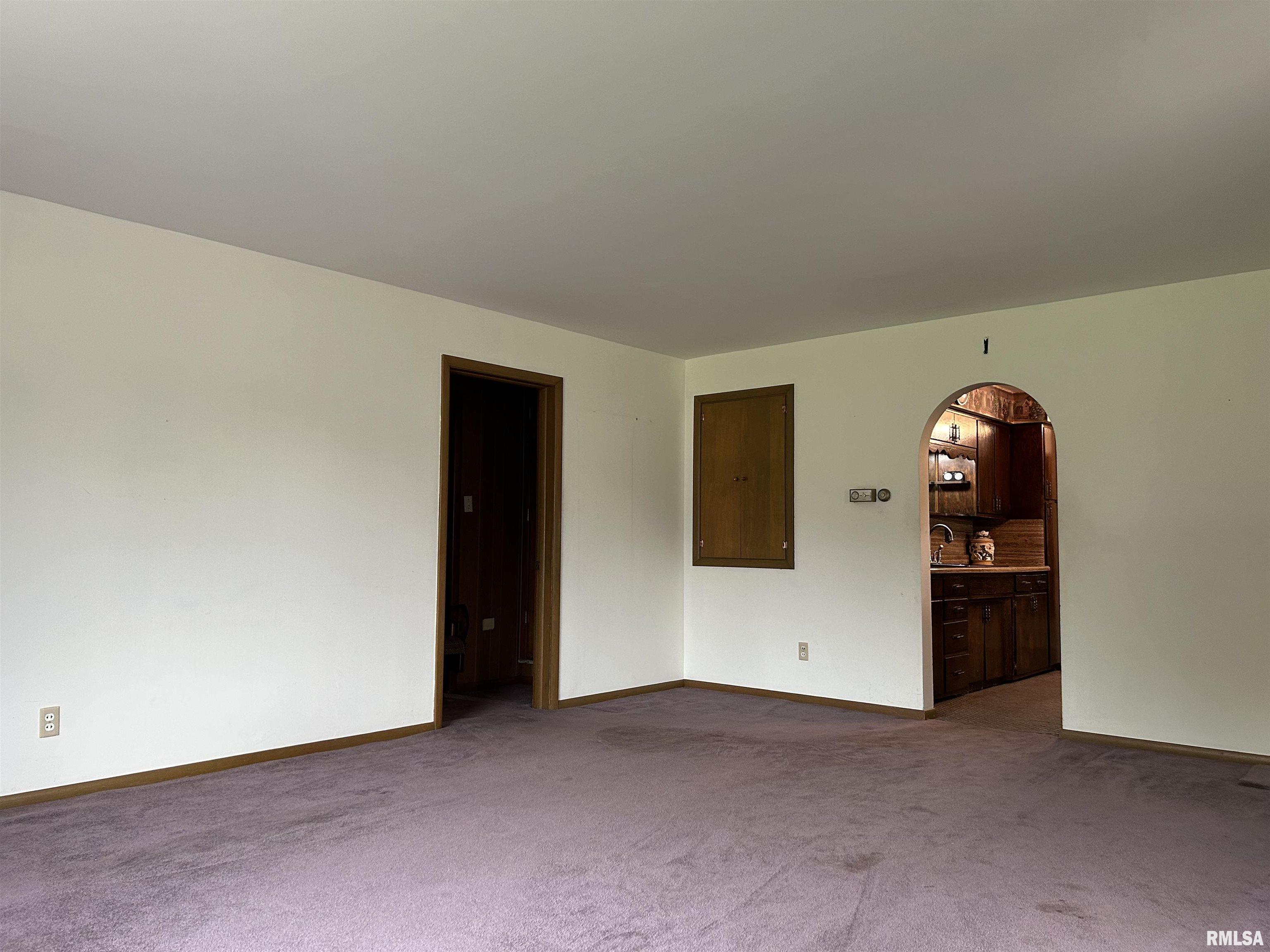 214 West State Place Washburn, IL 61570 - Photo 4 of 54