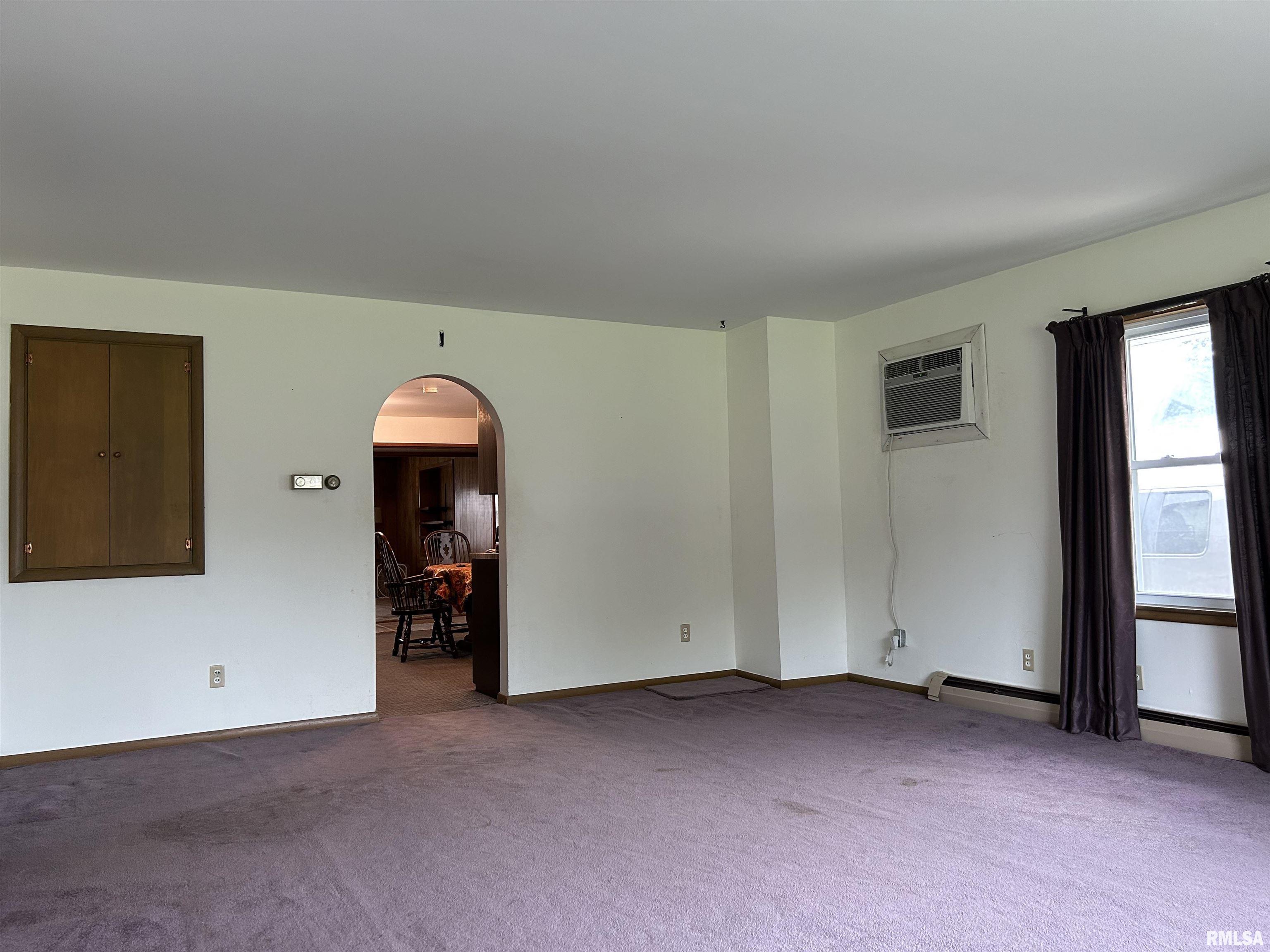 214 West State Place Washburn, IL 61570 - Photo 5 of 54