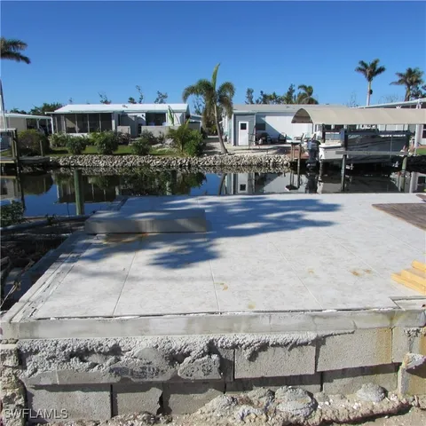 $129,999 | 5004 Gulfgate Lane, St. James City, FL 33956