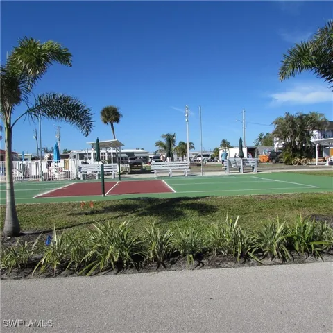 $129,999 | 5004 Gulfgate Lane, St. James City, FL 33956