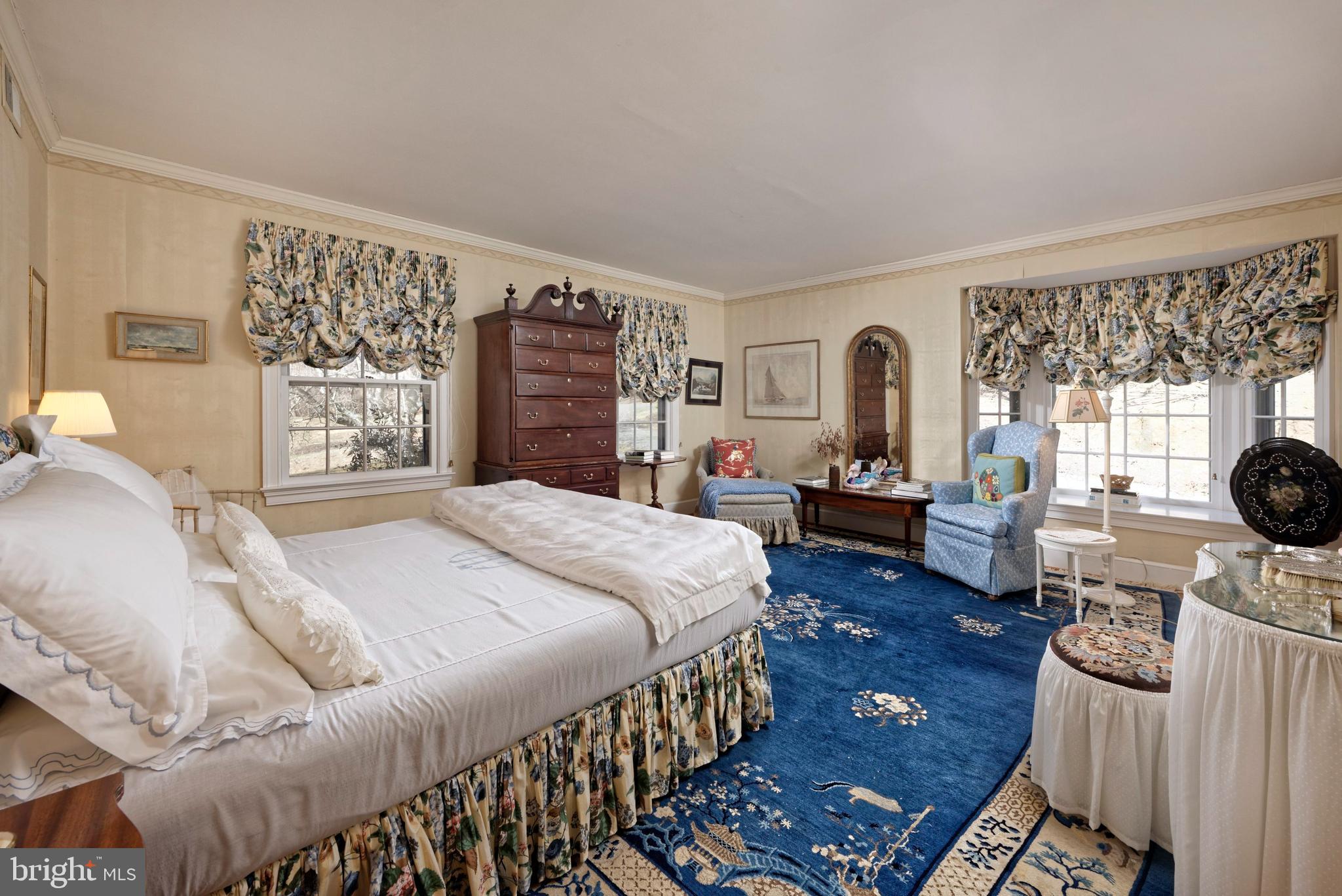 4392 Carrington Road Markham, VA 22643 - Photo 23 of 59 2nd guest bedroom suite on the main level