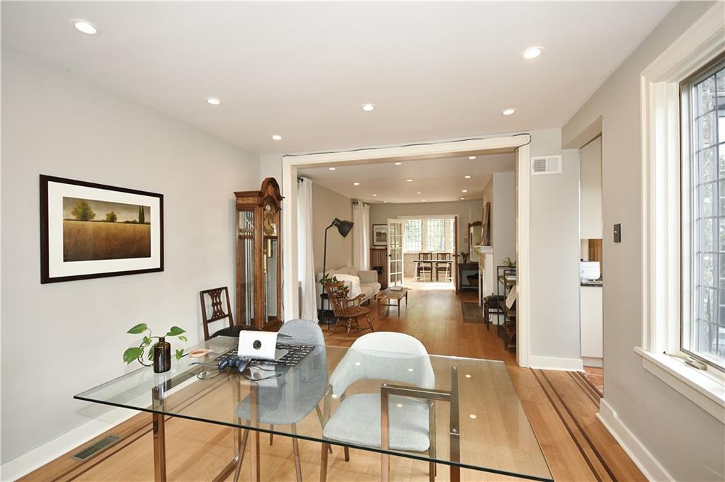 5462 Kipling Road Pittsburgh, PA 15217 - Photo 12 of 40 Gallery Image 12