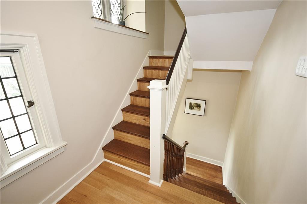 5462 Kipling Road Pittsburgh, PA 15217 - Photo 20 of 40 Gallery Image 20