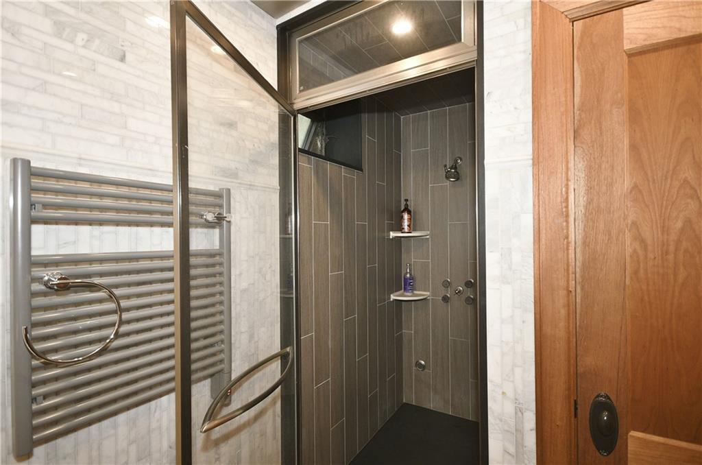 5462 Kipling Road Pittsburgh, PA 15217 - Photo 27 of 40 Gallery Image 27
