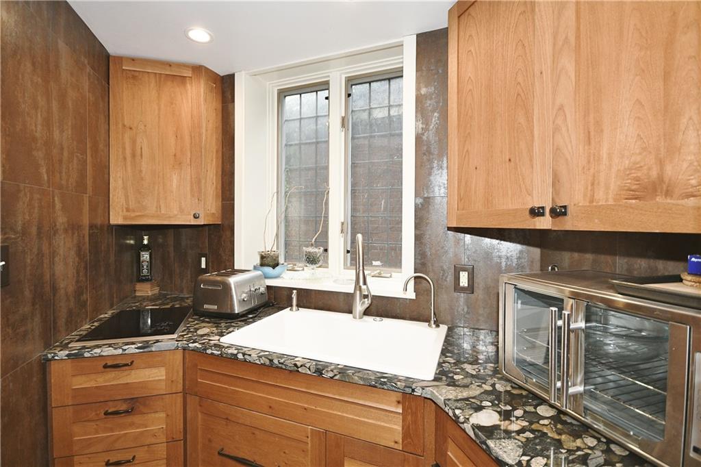 5462 Kipling Road Pittsburgh, PA 15217 - Photo 34 of 40 Gallery Image 34