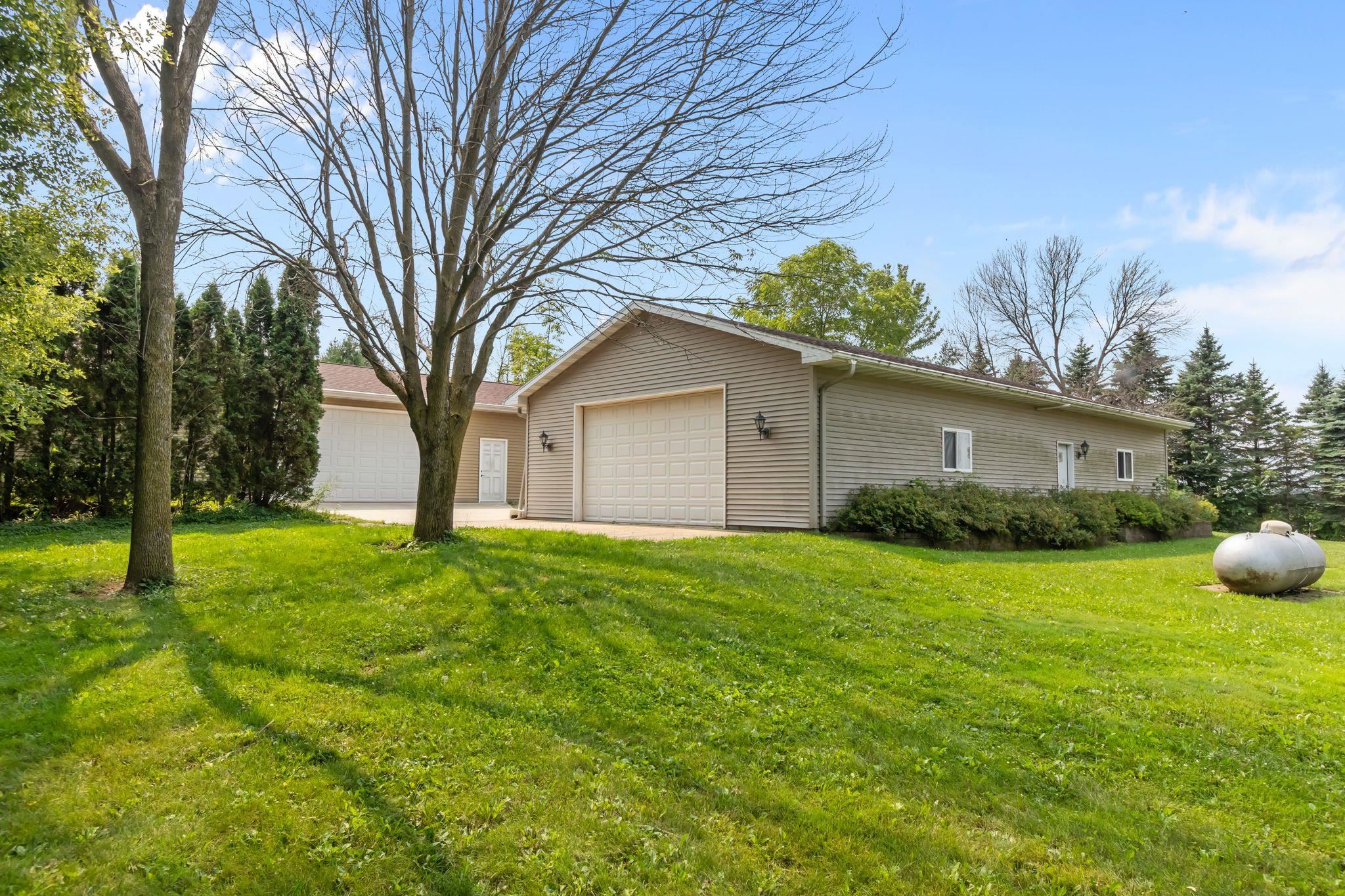 N7488 French Road Seymour, WI 54165 - Photo 36 of 60 Gallery Image 36