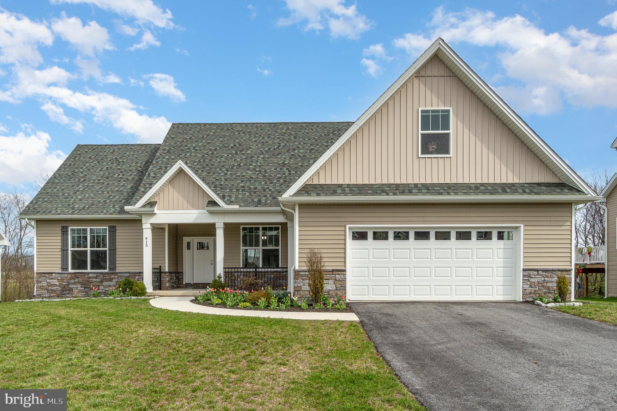 913 Dunbar Road Carlisle, PA 17013 - Photo 1 of 31 Gallery Image 1
