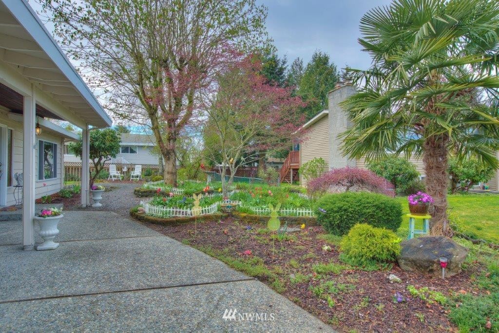 617 South 26th Court Renton, WA 98055 - Photo 14 of 16