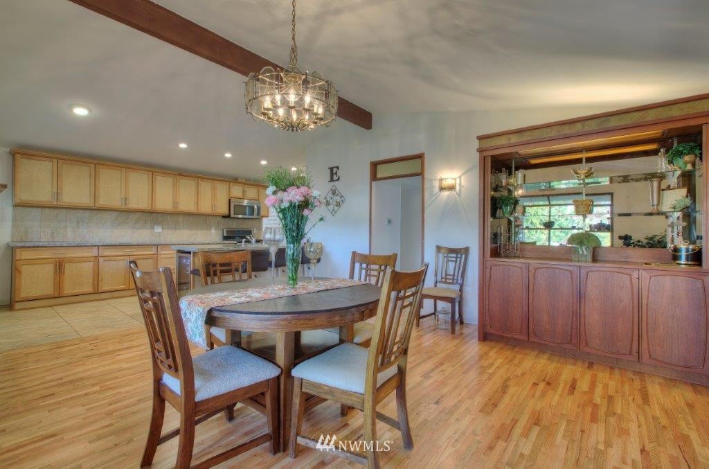 617 South 26th Court Renton, WA 98055 - Photo 5 of 16