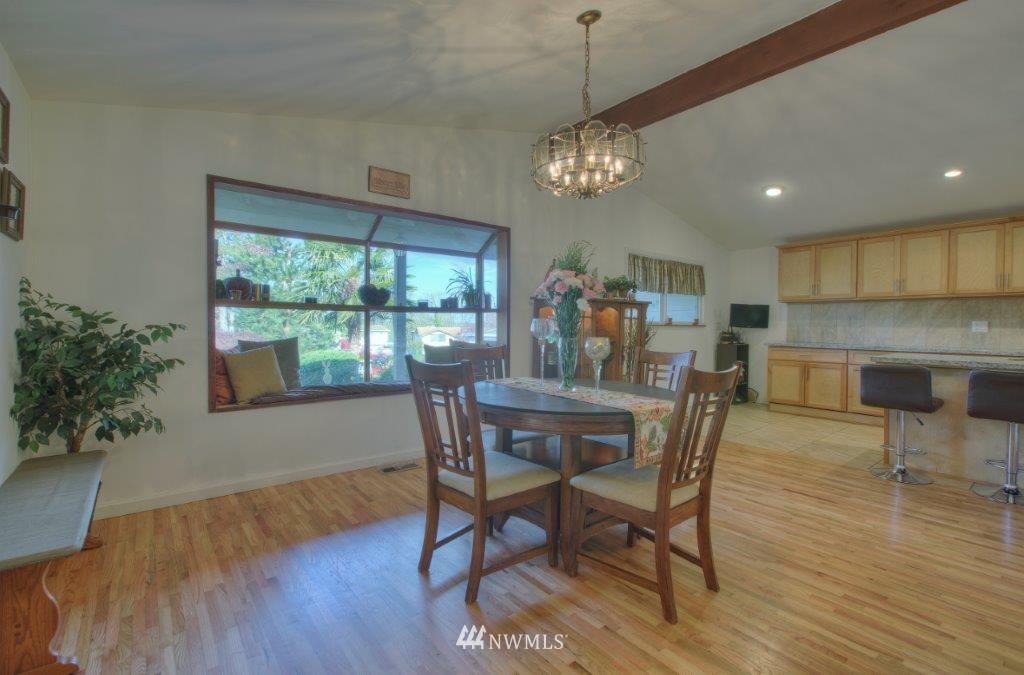 617 South 26th Court Renton, WA 98055 - Photo 6 of 16