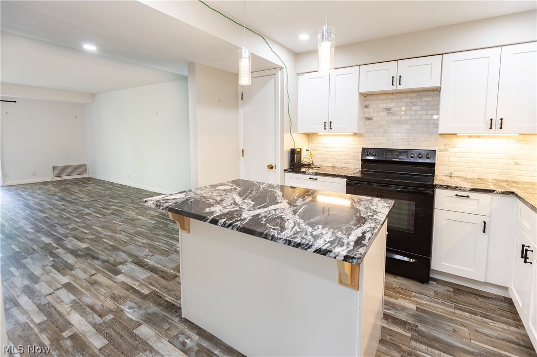 22555 Center Ridge Road, Unit 403 Rocky River, OH 44116 - Photo 23 of 40 Gallery Image 23