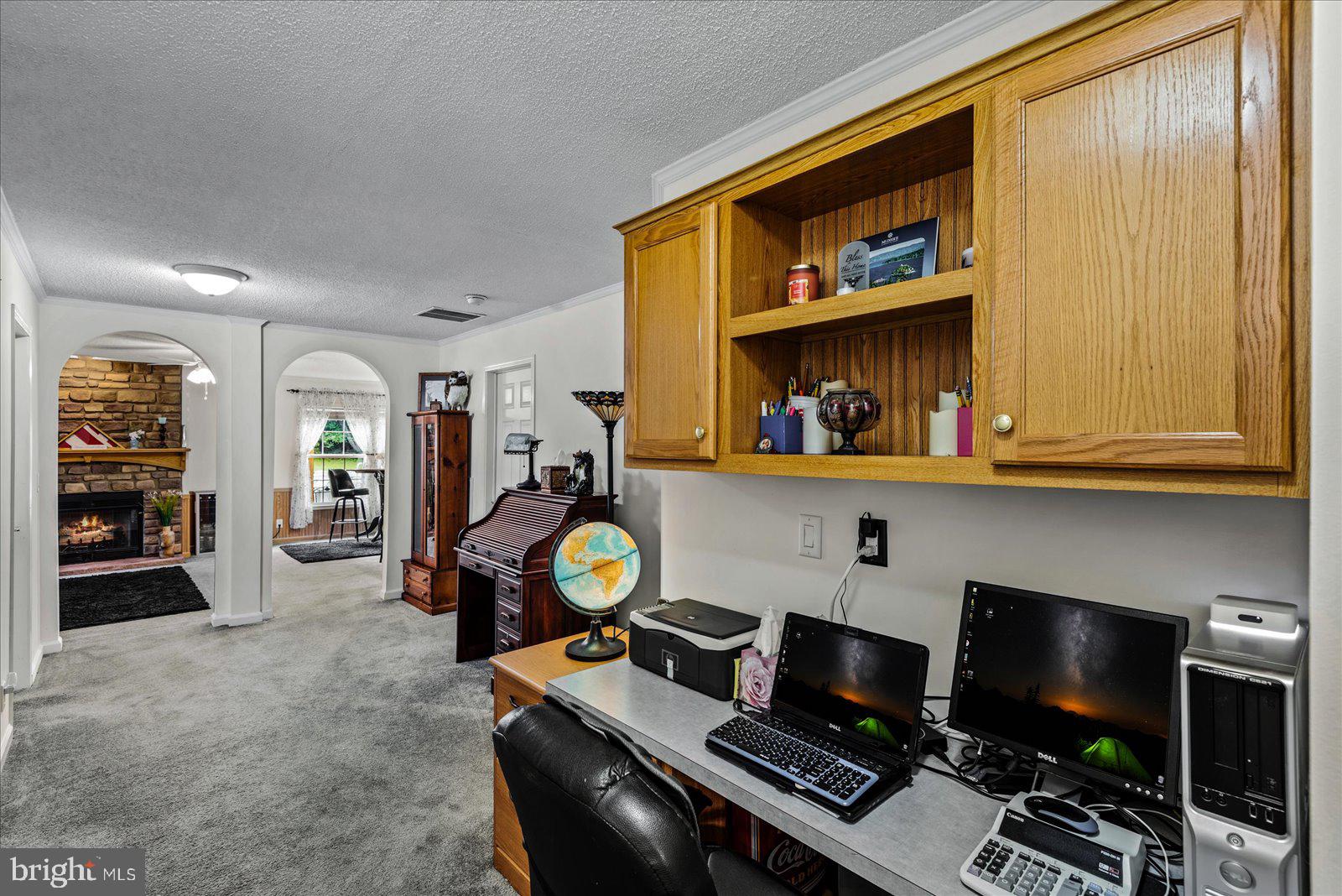 115 Anna Highview Drive Bumpass, VA 23024 - Photo 6 of 40 Extra Large Hallway doubles as an office!