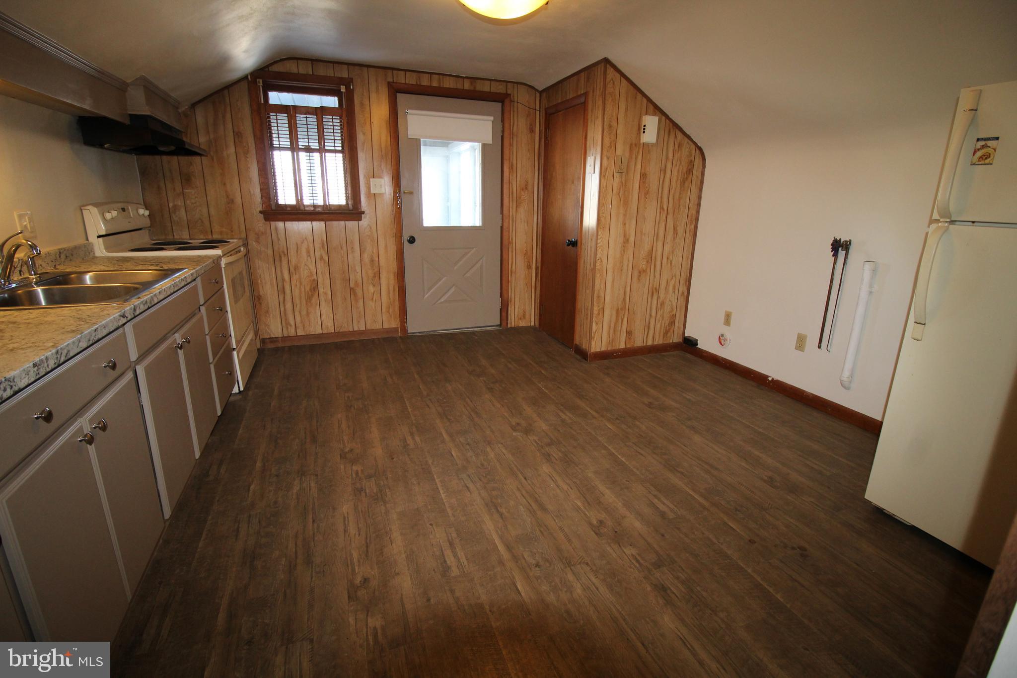 1227 A Georgetown Road Christiana, PA 17509 - Photo 3 of 8