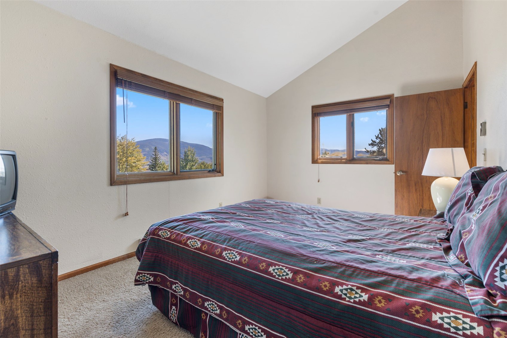 571 Ryan Gulch Road Silverthorne, CO 80498 - Photo 28 of 40 Gallery Image 28