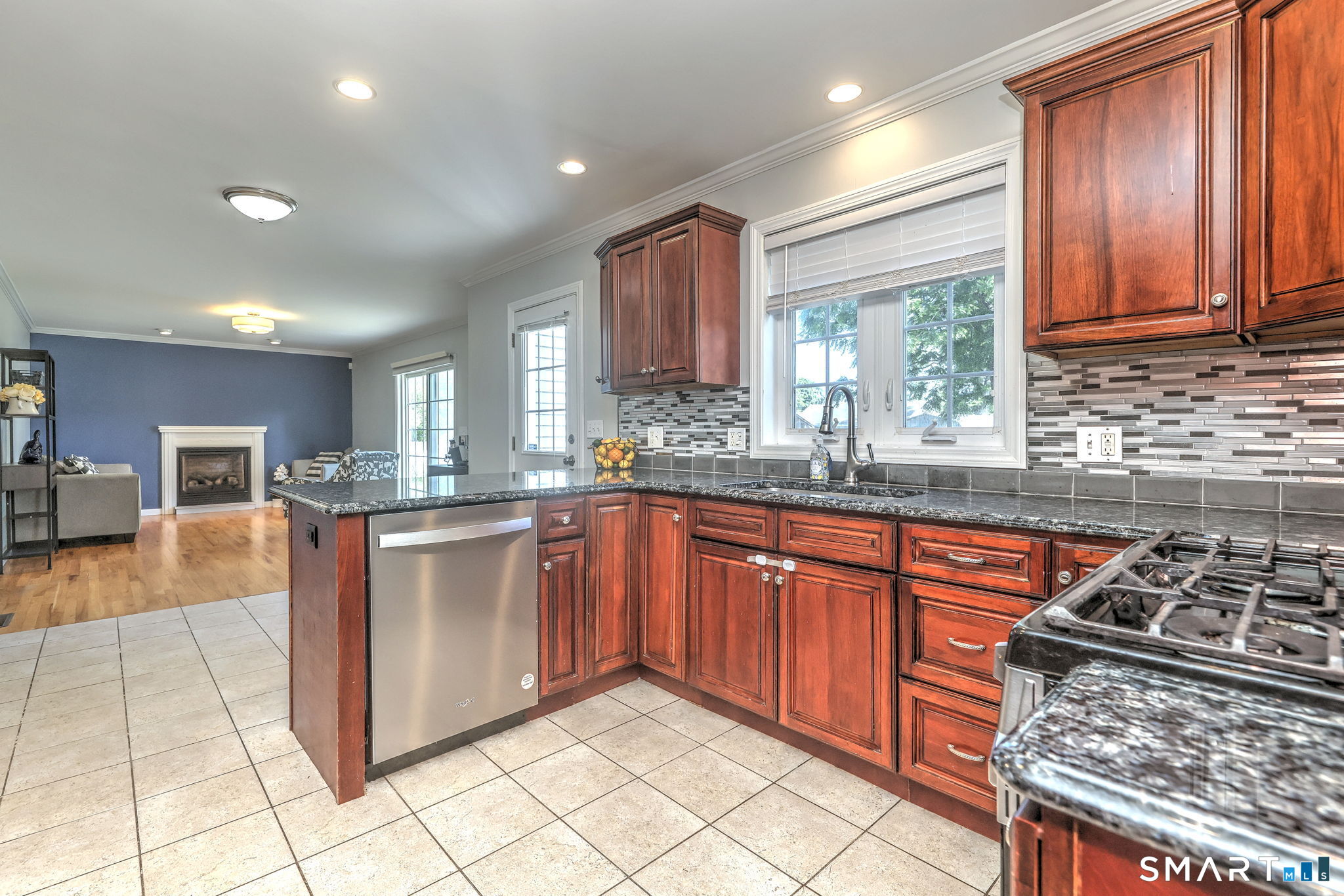 126 Silver Sands Road East Haven, CT 06512 - Photo 11 of 40