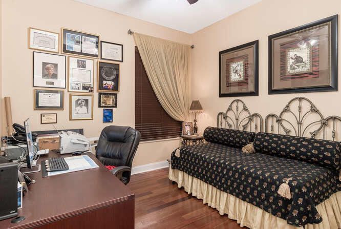 5046 Southeast Inkwood Way Hobe Sound, FL 33455 - Photo 21 of 29 Must See Property-small-025-034-Bedroom