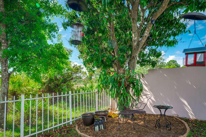 5046 Southeast Inkwood Way Hobe Sound, FL 33455 - Photo 25 of 29 Must See Property-small-031-030-Beauty-6