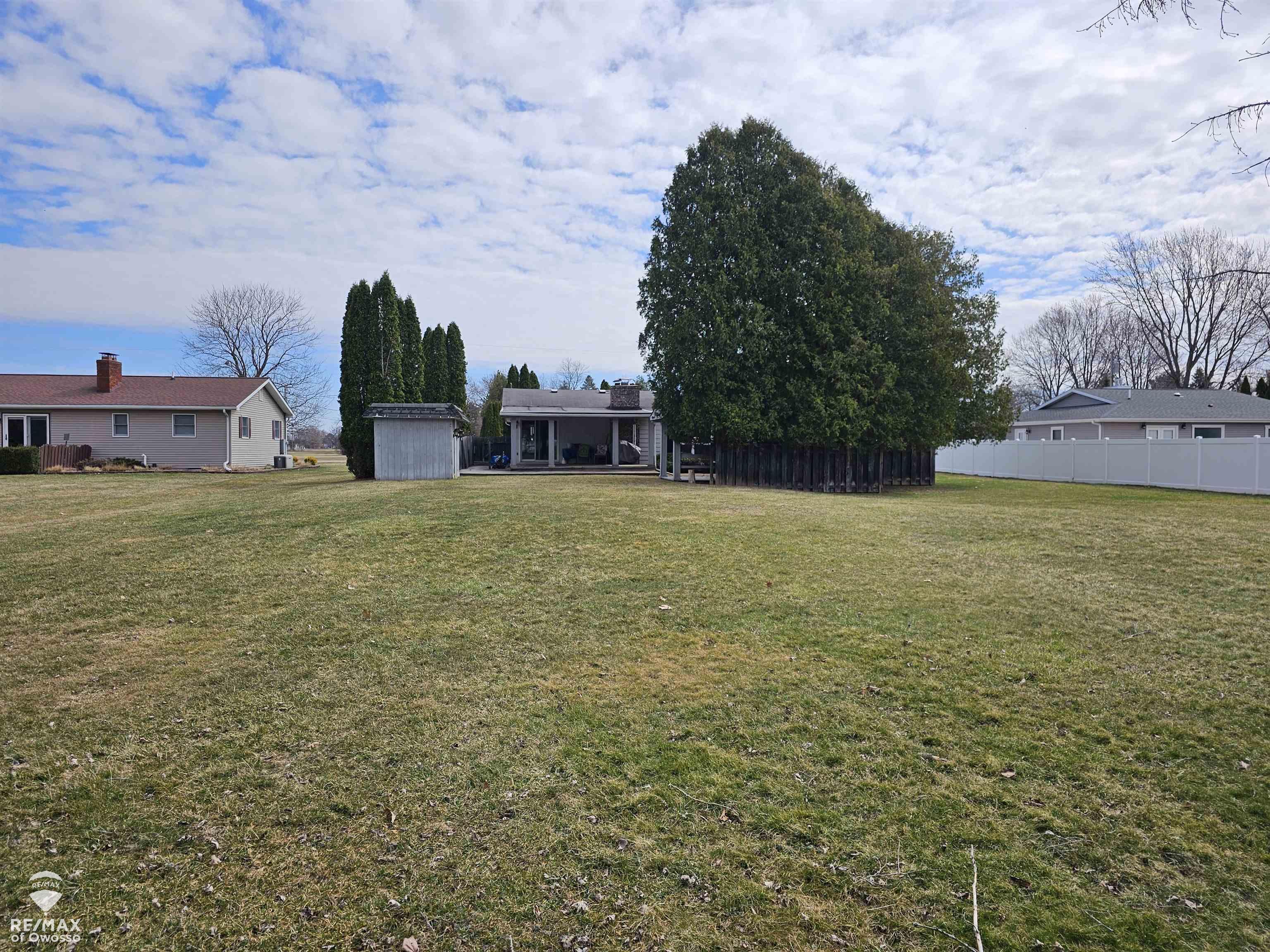 1901 Tahyio Road Owosso, MI 48867 - Photo 38 of 44 View towards the house from out Back