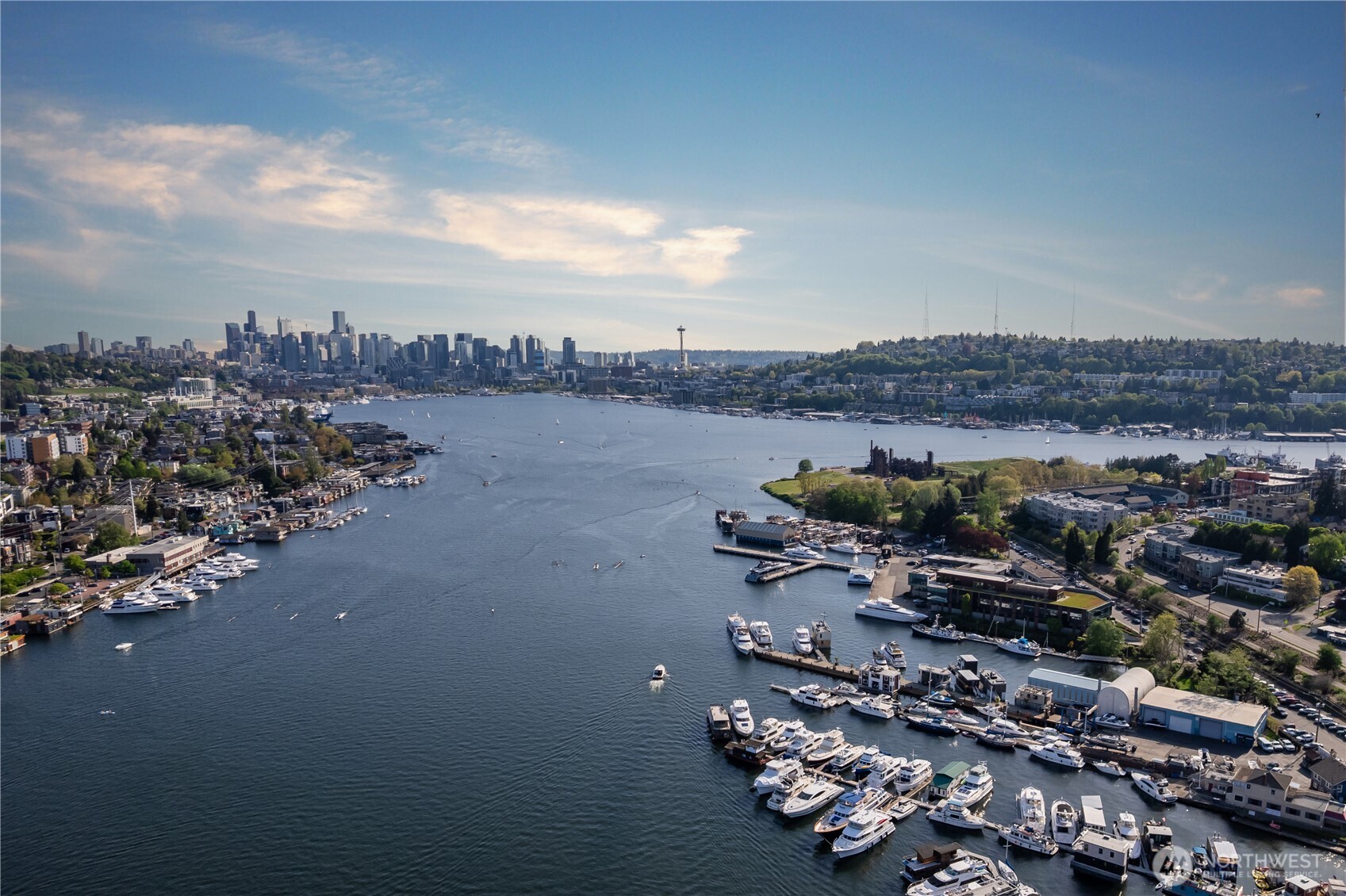 2309 North Northlake Way, Unit 7 Seattle, WA 98103 - Photo 3 of 9 a view of a city